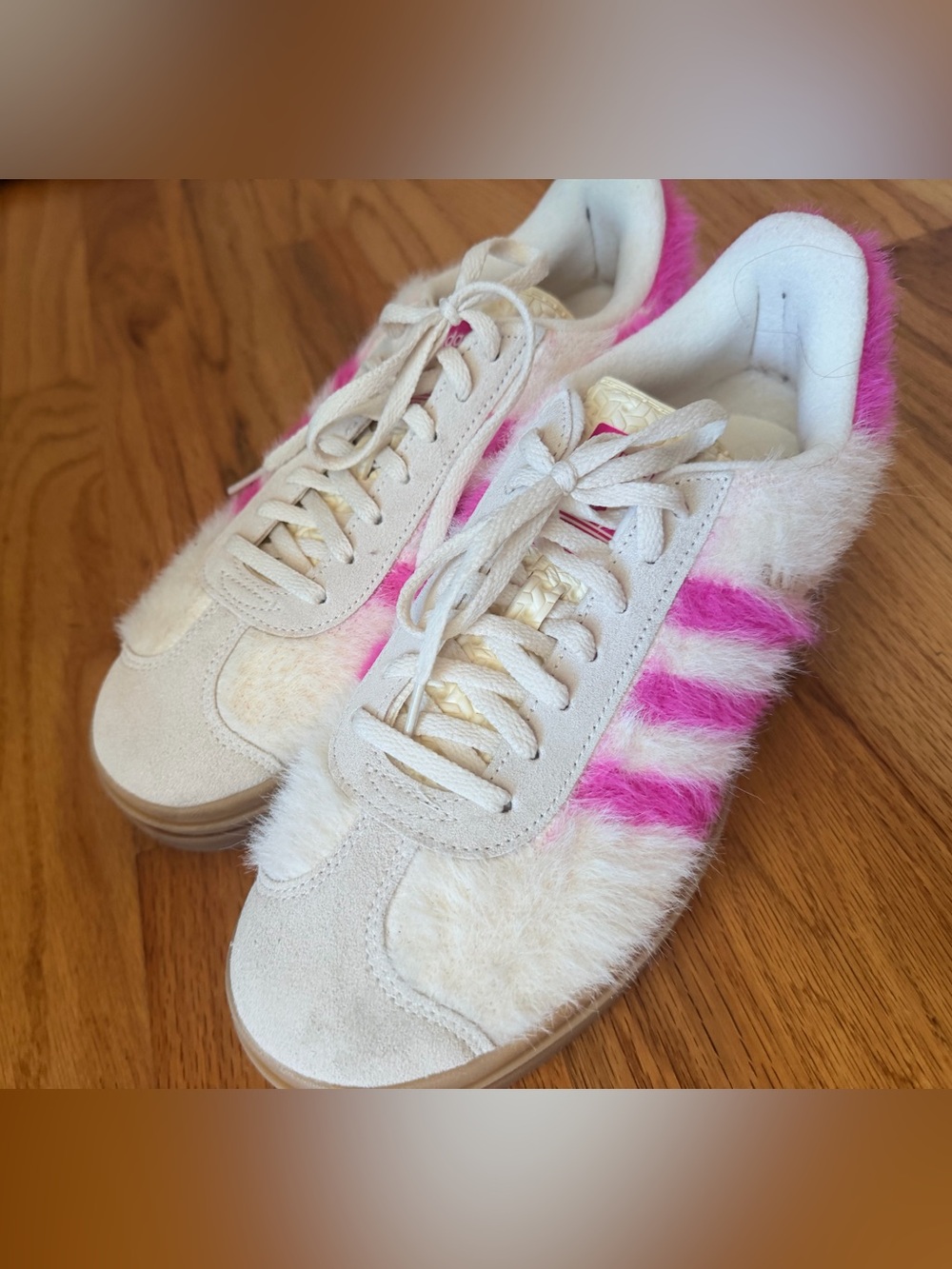 Adidas Gazelle Platform Women’s White and Pink Furry Lace-Up Sneakers - Picture 3 of 6